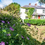Ballyknocken Milking Parlour Self Catering