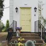 Ballyknocken Milking Parlour Self Catering