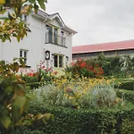 Appartement Ballyknocken Milking Parlour Self Catering *