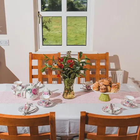 Ballyknocken Milking Parlour Self Catering